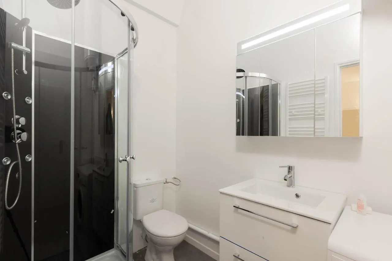 Appartements Marais Proche Du Theatre Renard Paris Apartment