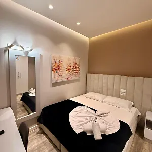 https://nestrest-apartments.hotels-in-tirana.com